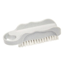 0110 Nail brush